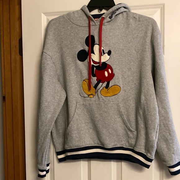 Disney Tops - Disney Original Mickey embroidered hoodie unisex medium